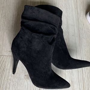 NWOT Forever 21 boots
